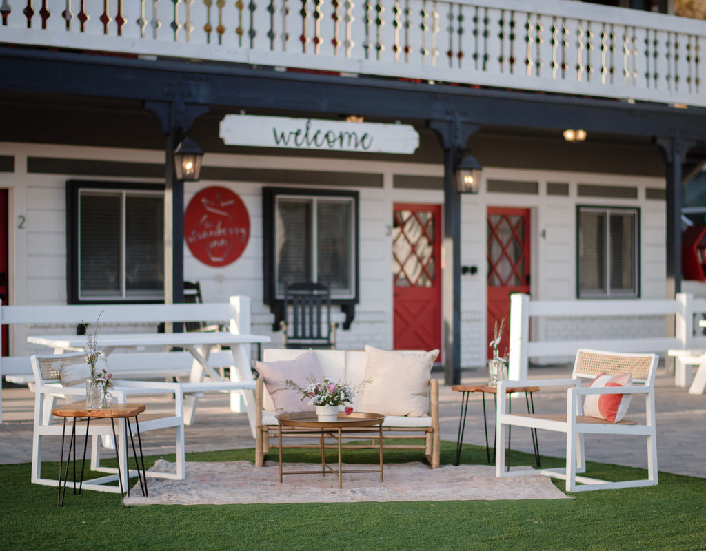 Celebrate Mom at The Strawberry Inn | May 7, 2022
